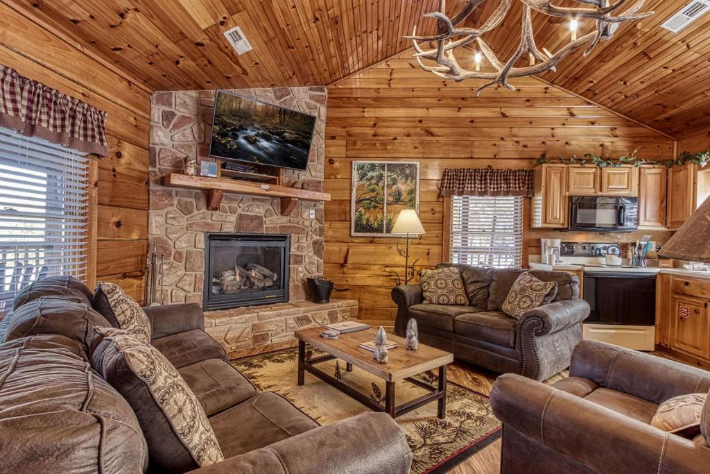 פיג'ן פורג' The Nut House, Hot Tub, Game Room, Wifi, 1089 Free Tickets Each Paid Day, Dollywood And More! מראה חיצוני תמונה